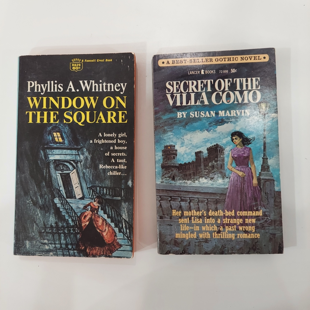 Vintage Gothic Romance Paperback Book Set - Picture 3 of 7